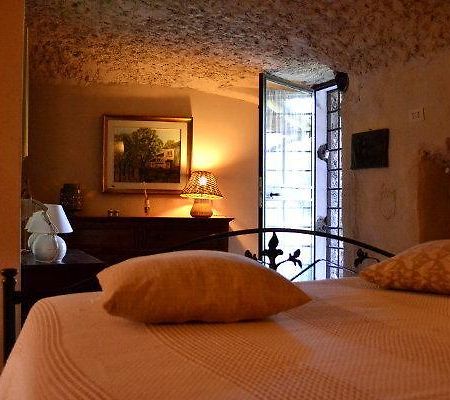 Agriturismo La Sorgente Di Nepi Hotel Zewnętrze zdjęcie