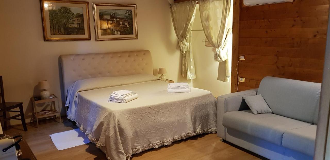 Agriturismo La Sorgente Di Nepi Hotel Zewnętrze zdjęcie
